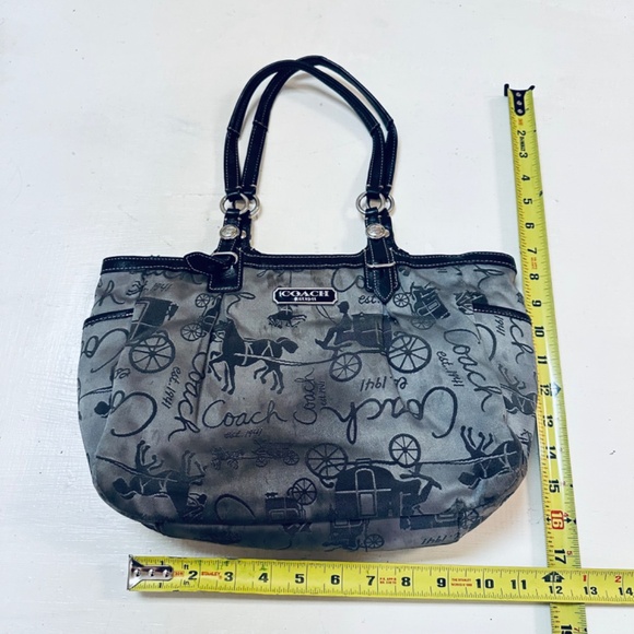Coach Gallery Horse & Carriage East-West Tote/Purse Gray - Picture 7 of 12